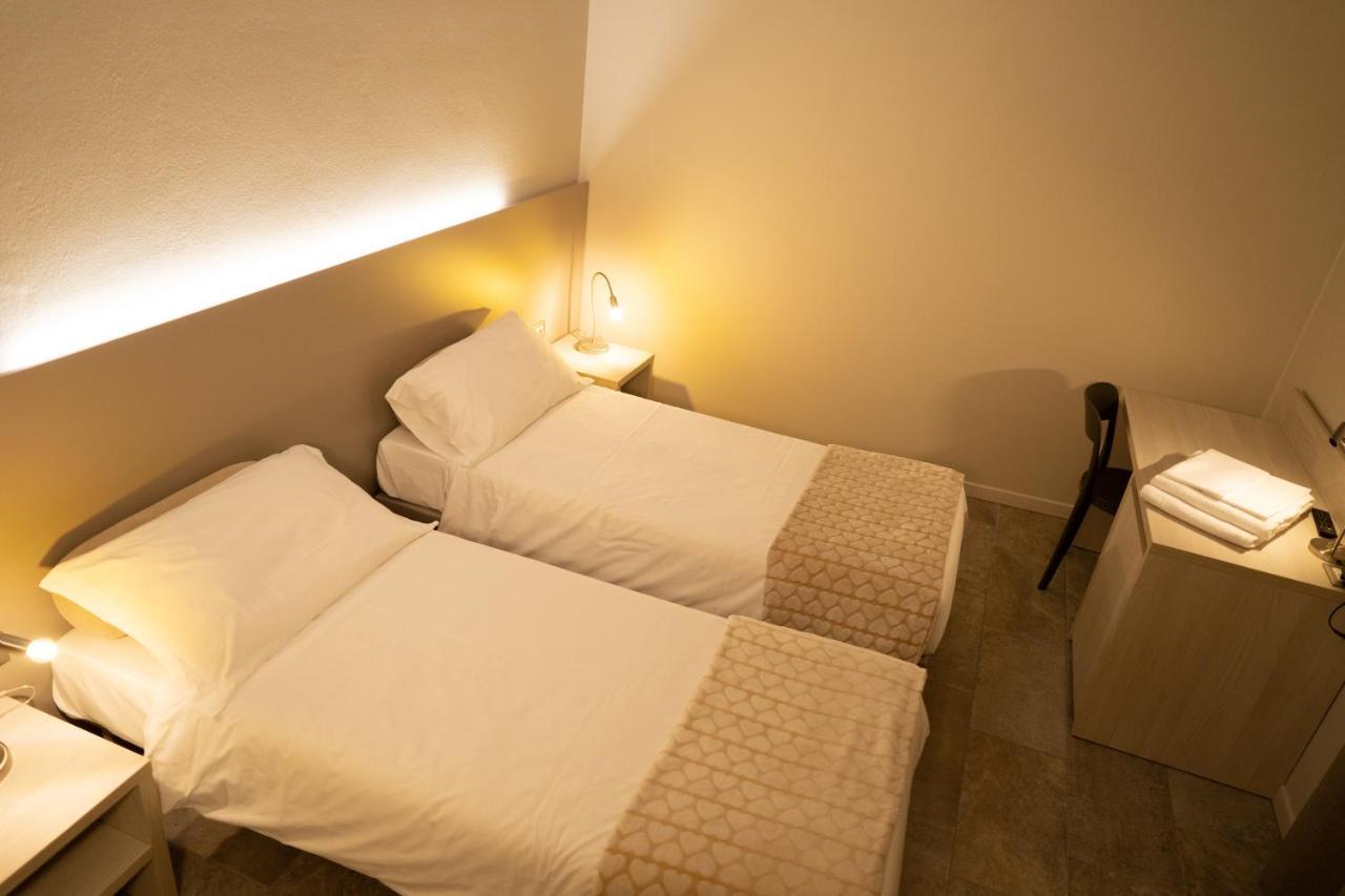 דוסובונו Hotel Europa מראה חיצוני תמונה