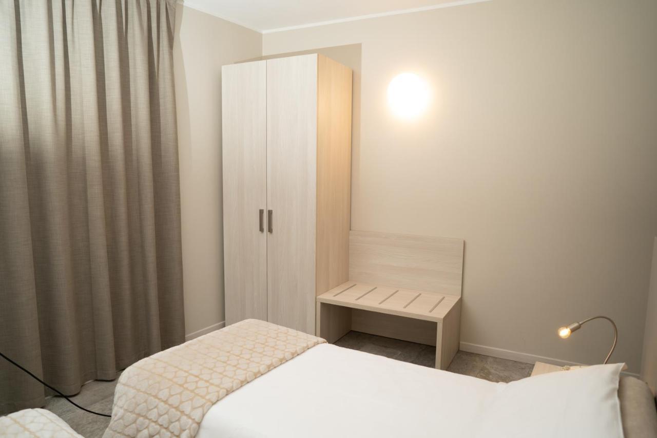 דוסובונו Hotel Europa מראה חיצוני תמונה